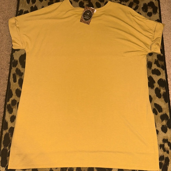 Mustard 👚 - Picture 4 of 7